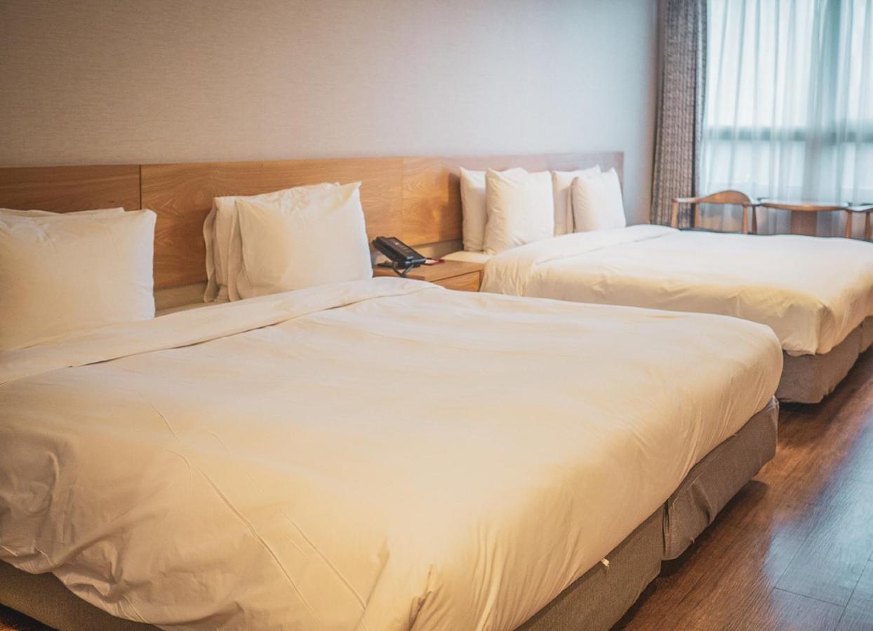 Hotel Ramada By Wyndham Seoul Dongdaemun Exterior foto